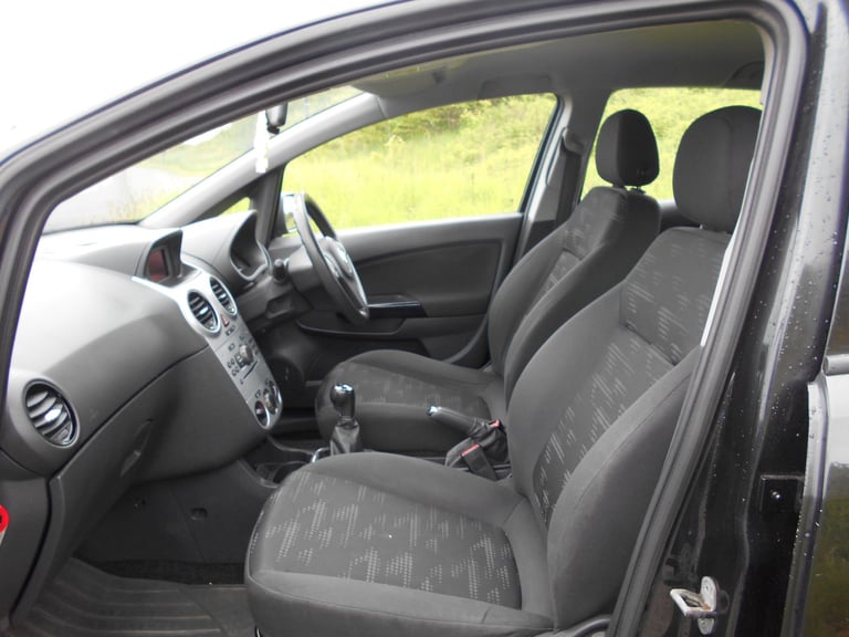 VAUXHALL CORSA 1.3 CDTI DIESEL DESIGN BLACK 2014 £35 ROAD TAX BARGAIN ONLY £2295 *LOOK* PX/DELIVERY