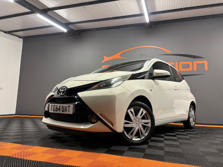2014 Toyota AYGO 1.0 VVT-i X-Pression 5dr x-shift HATCHBACK Petrol Manual