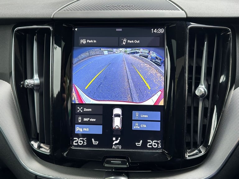 2019 Volvo XC60 2.0 B4D R DESIGN 5dr AWD Geartronic ESTATE Diesel Automatic