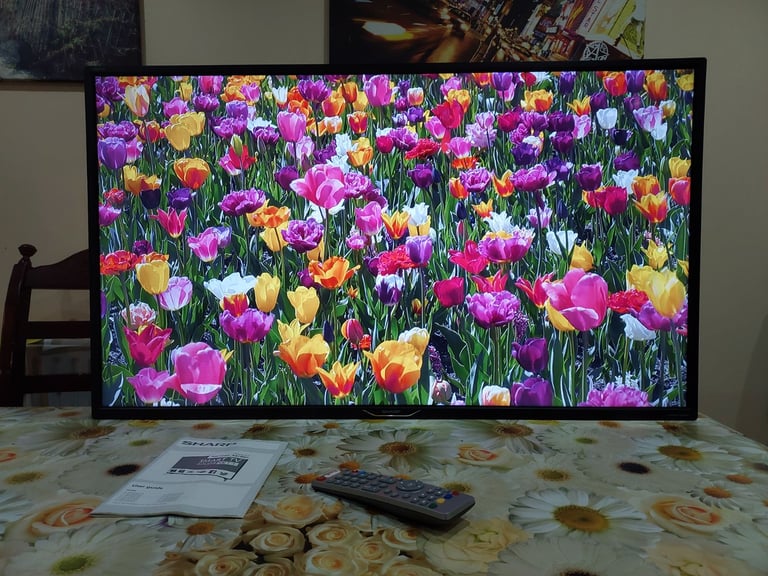 40" Sharp Aquos LED Full HD smart tv