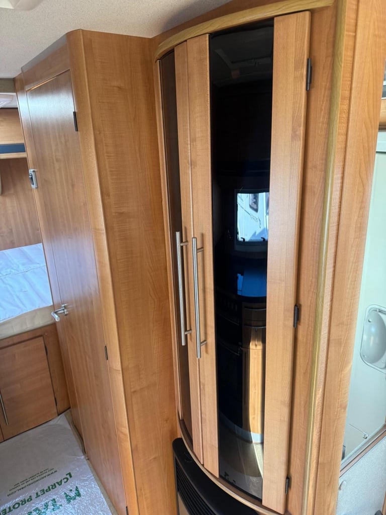 2011 Auto-Trail Mohawk fixed bed with garage
