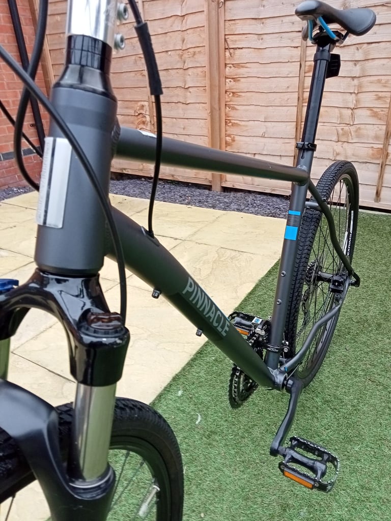 Pinnacle Cobalt 2 Aluminium Hybrid Mountain Bike.