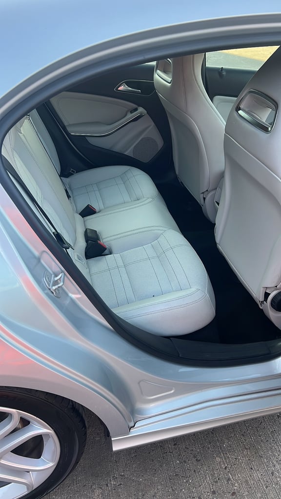 Mercedes-Benz, A CLASS, Hatchback, 2014, Manual, 1461 (cc), 5 doors