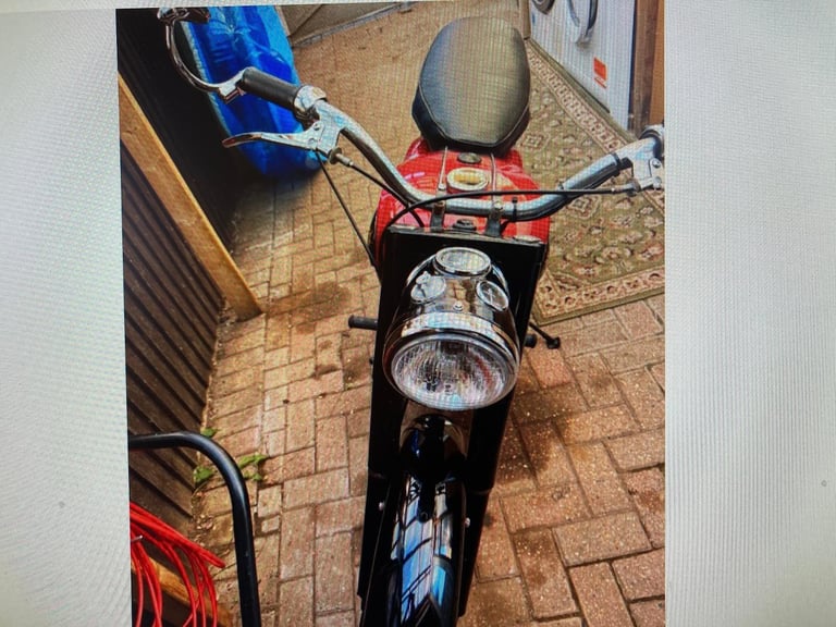 1961 BSA C15 250cc SINGLE (CLASSIC MOTORCYCLE) FULLY SORTED RELIABLE !!