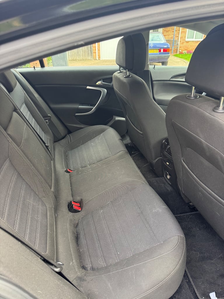 Vauxhall, INSIGNIA, Hatchback, 2009, Manual, 1956 (cc), 5 doors