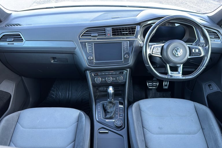  Volkswagen Tiguan 2.0 Tdi Bluemotion Tech R Line Suv 5dr Diesel Dsg 4motion