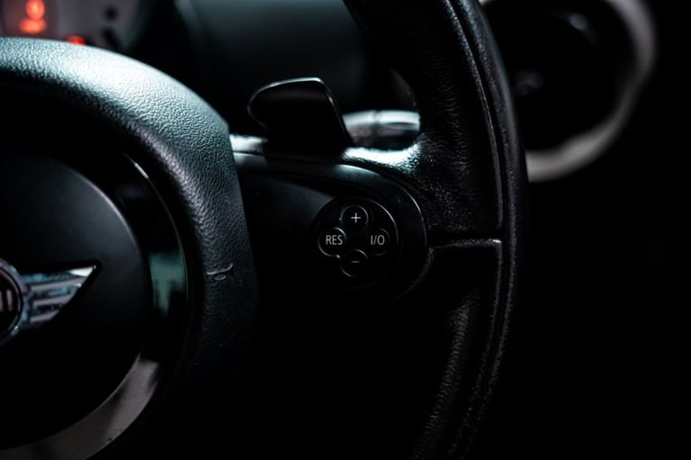 2011 MINI Countryman 1.6 Cooper S SUV 5dr Petrol Steptronic ALL4 Euro 5 (184 ps) HATCHBACK Petrol...