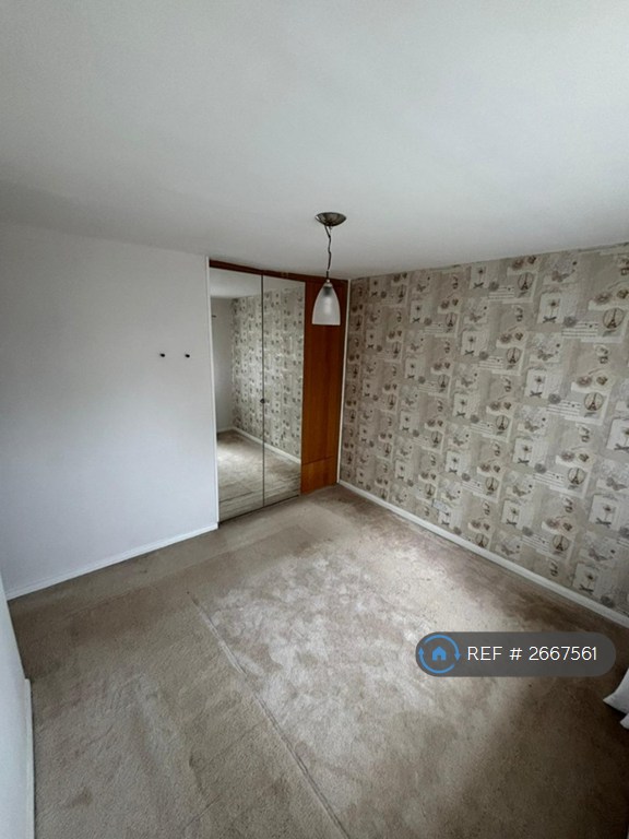 3 bedroom house in Cherry Tree Gardens, Codsall, Wolverhampton, WV8 (3 bed) (#2667561)