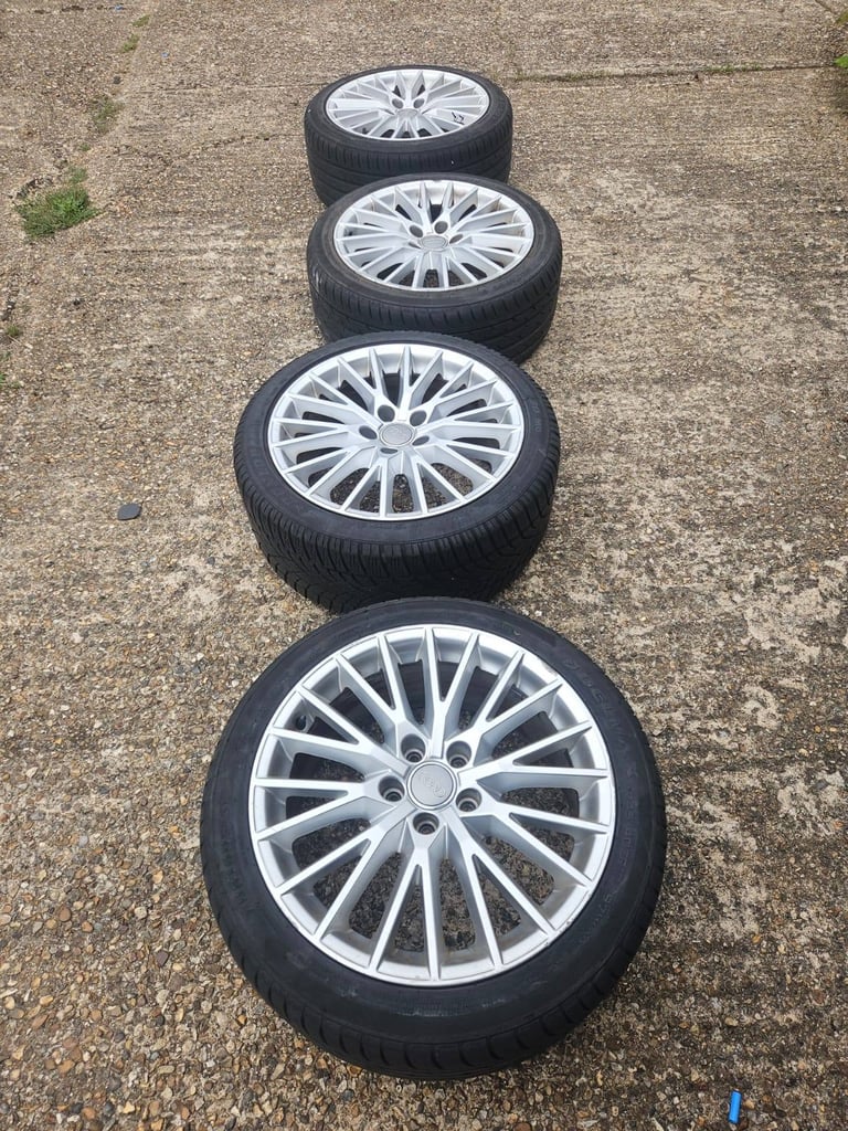 Genuine Audi TT 18" 5x112 Alloy Wheels with tyres X4