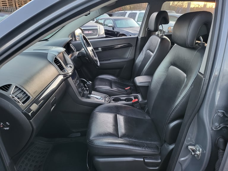 2011 CHEVROLET CAPTIVA 2.0 VCDi LTZ 5 DOOR 7 SEATER AUTOMATIC GREY