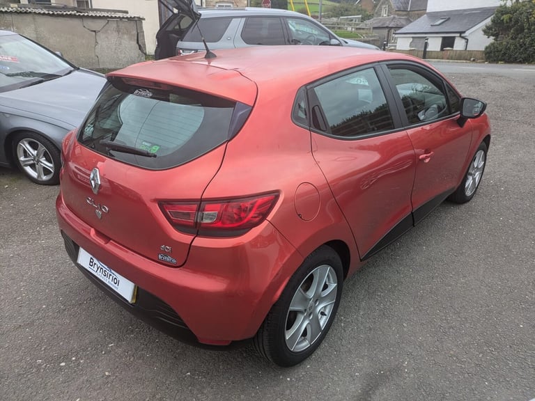 2015 Renault Clio 1.5 dCi 90 ECO Expression+ Energy 5dr HATCHBACK Diesel Manual