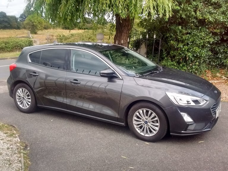 2018 Ford Focus 1.0 EcoBoost FSH 125 Titanium 5dr HATCHBACK Petrol Manual