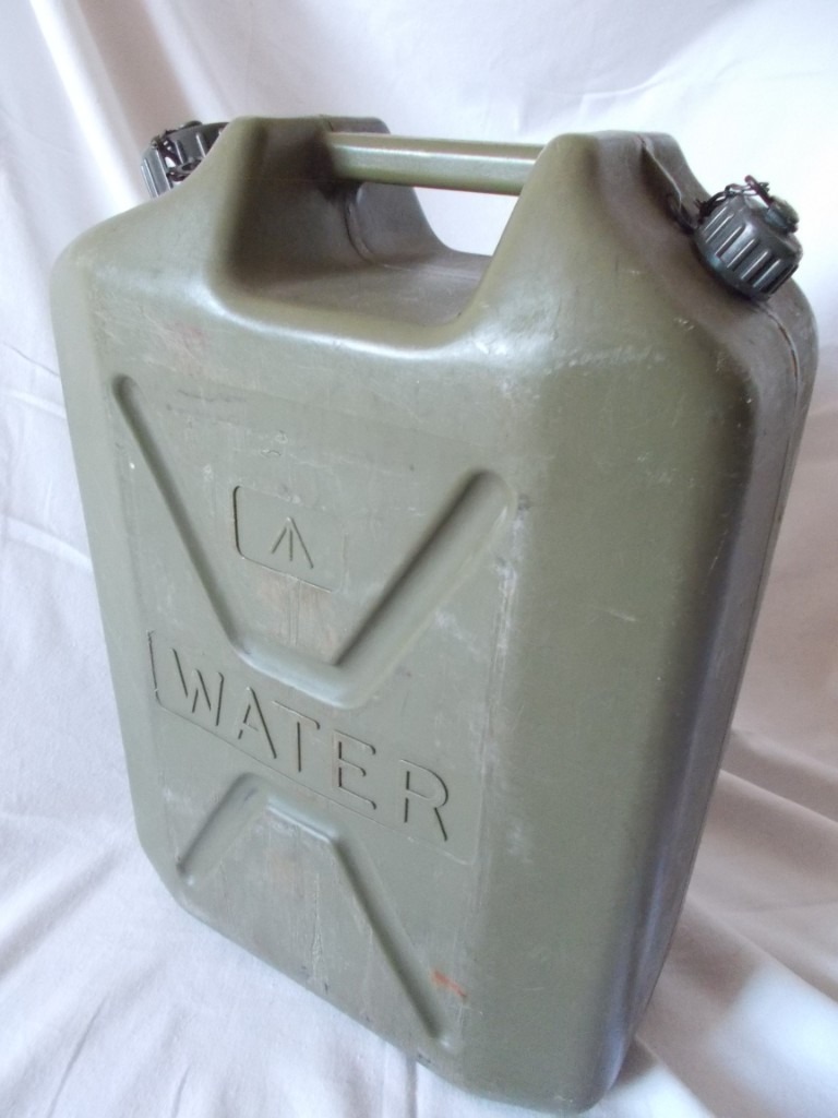 British Army Indestructible camper camping Water container 20 litre