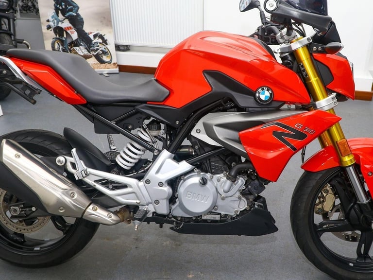 2019, '19 reg. BMW G310R. ONLY 7,332 MILES. A2 Legal. Superb Value £2,695
