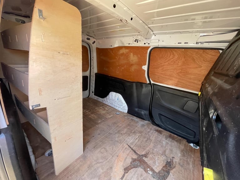 2020 Vauxhall Combo 1.5 Turbo D 2300 Sportive L2 H1 Euro 6 4dr PANEL VAN Diesel Manual
