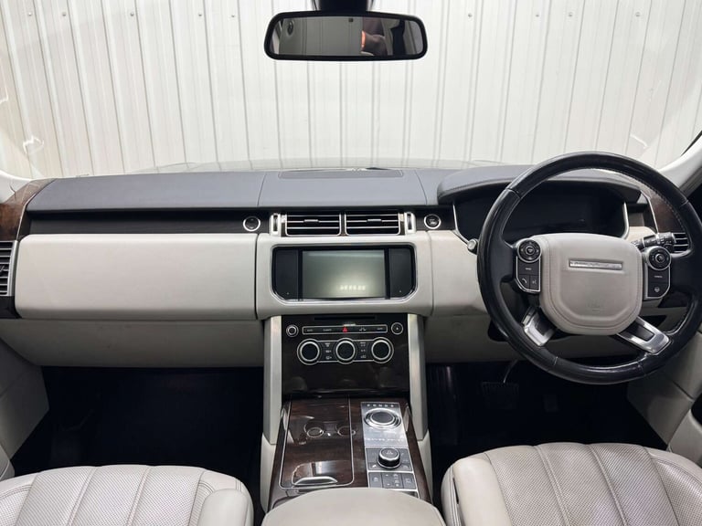 2015 Land Rover Range Rover 4.4 SDV8 Vogue SE 4dr Auto ESTATE DIESEL Automatic