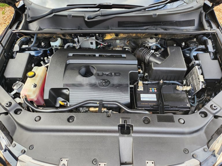 2012 (62) Toyota Rav-4 XT-R 2.2D-4D, 4WD, Full Toyota History, Towbar