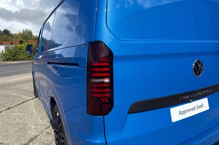 2025 Volkswagen Transporter T32 Panel Van Commerce Pro SWB 170 PS 2.0 TDI 8sp Automatic Van DIESE...
