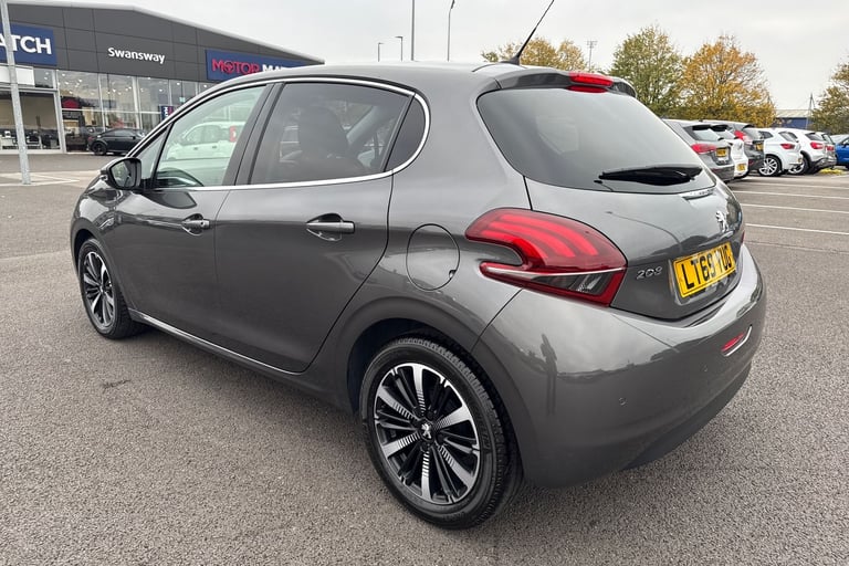 2019 Peugeot 208 1.2 PureTech 82 Tech Edition 5dr [Start Stop] HATCHBACK PETROL Manual
