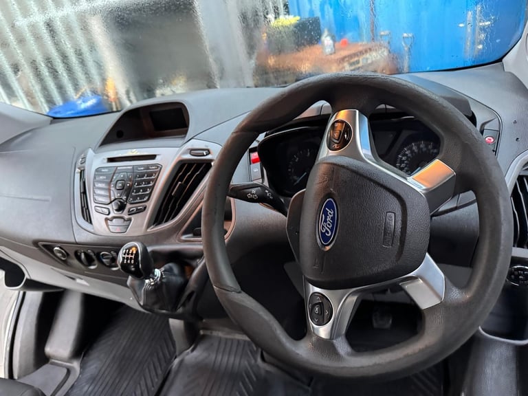 2017 Ford Transit Custom Crew Van