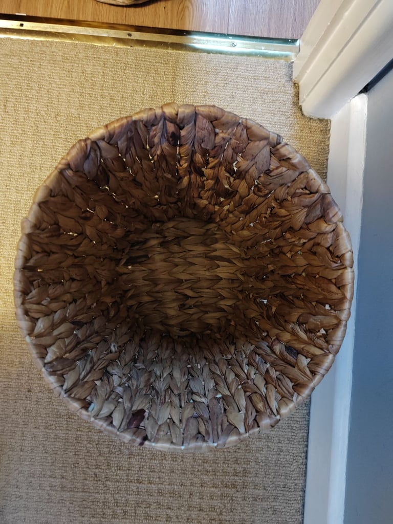 Lovely woven waste paper basket, excellent condition