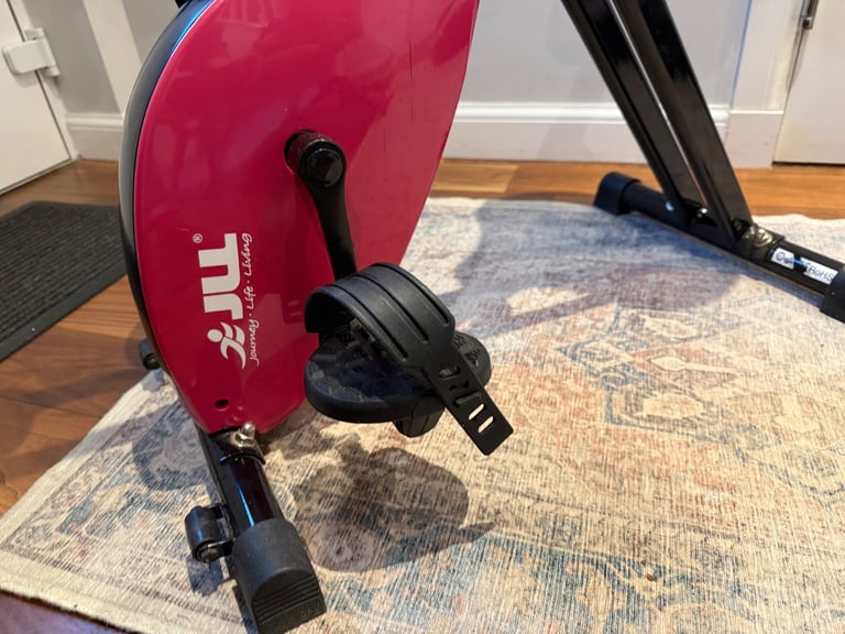 JLL static exercise bike