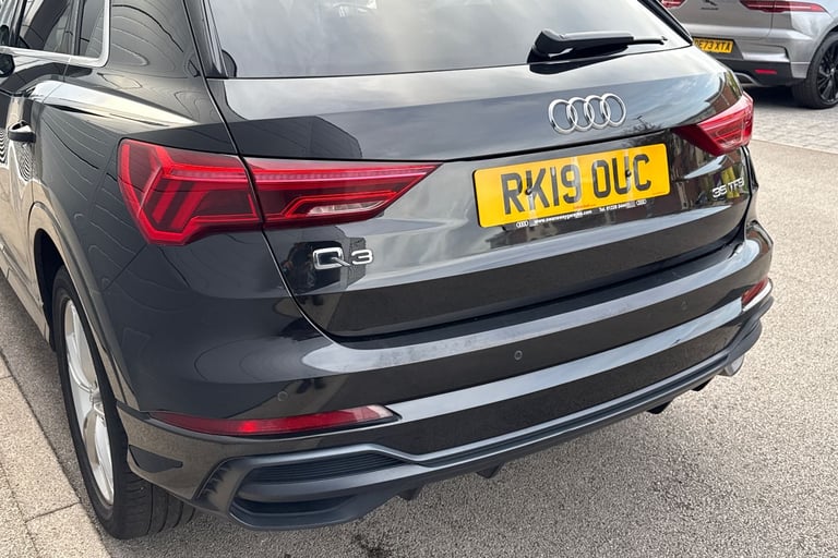 2019 Audi Q3 1.5 TFSI CoD 35 S line Euro 6 (s/s) 5dr SUV PETROL Manual