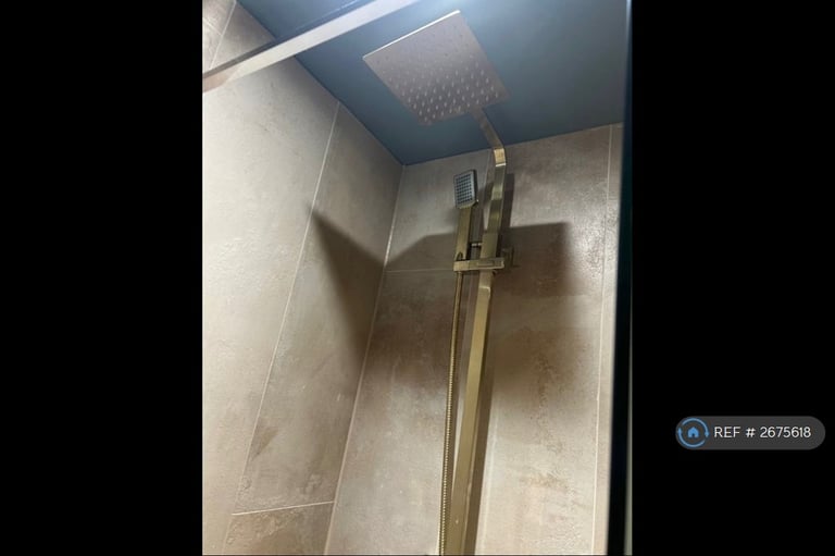 1 bedroom flat in Northfield Place, Aberdeen, AB25 (1 bed) (#2675618)