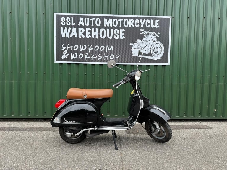 Vespa Piaggio PX125 Scooter Electric Start Disc Brake 2007 Black Clean Example