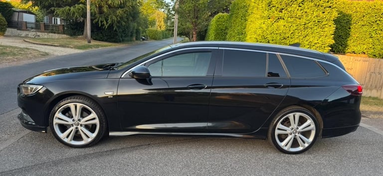 2018 VAUXHALL INSIGNIA 2.0 SRi VX-LINE NAV AUTO TOURER ESTATE LONG MOT STUNNING 
