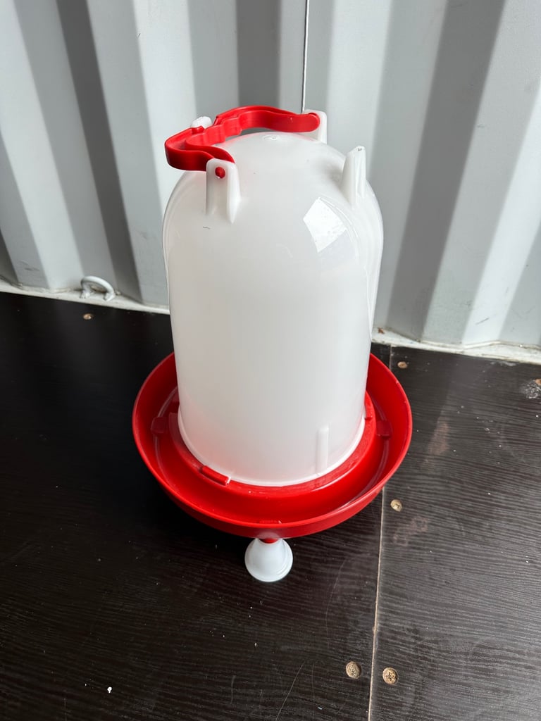 Supa Deluxe Heavy Duty Large Poultry Water Dispenser 12 Litre Quality Drinker