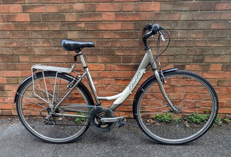 image for Ladies 'Apollo Etienne' City Bike