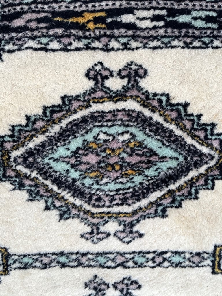 Pakistani Bokhara rug