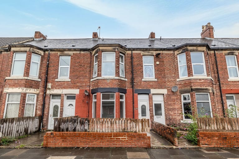 Two bedroom, 1 bathroom flat, Spencer Street, Newcastle Upon Tyne, NE6 5BY 