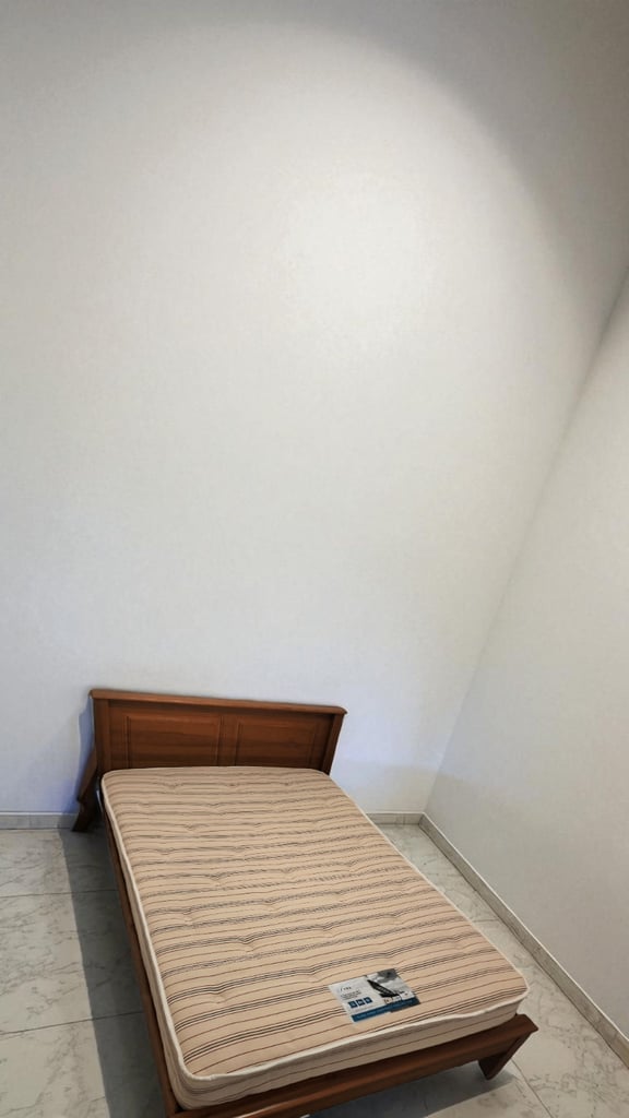 DESIGNER SOLID WOOD DOUBLE BED WITH MATTRESS DELIVERY AVAILABLE TODAY 