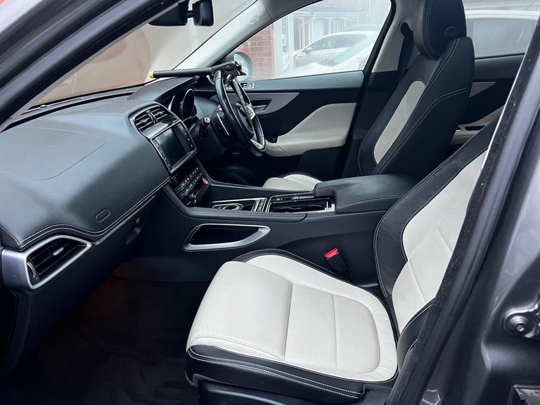 2017 17 JAGUAR F PACE R SPORT D180 2.0 AWD AUTOMATIC GREY EURO 6 180BHP