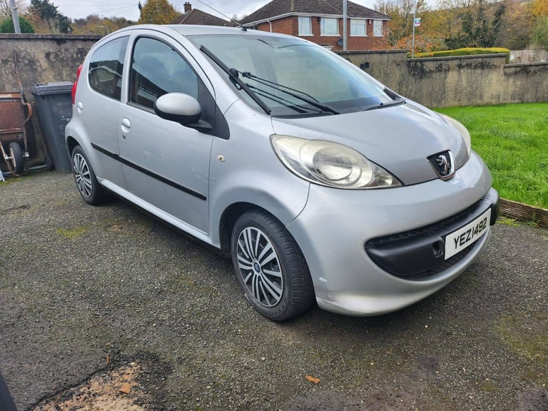 Pougeot 107 2009 5 door 