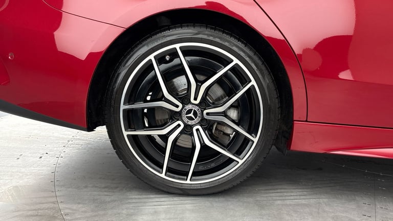 2024 Mercedes-Benz C-Class 2.0 C220dh MHEV AMG Line (Premium Plus) Saloon 4dr Diesel Hybrid G-Tro...