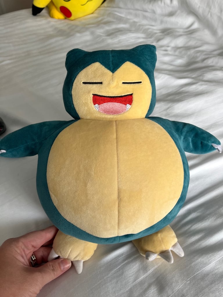 Snorlax Pokemon toy - makes sounds