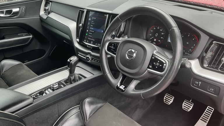 2017 Volvo XC60 2.0 D4 R DESIGN 5dr AWD Estate Diesel Manual