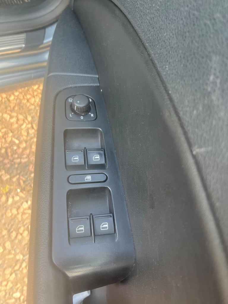 SKODA SUPERB 2.0 TDI Elegance 2012