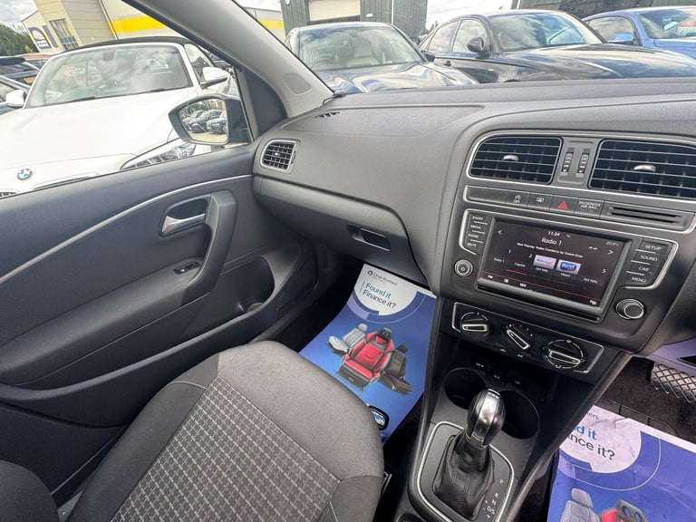 2015 Volkswagen Polo 1.2 TSI BlueMotion Tech SE DSG Euro 6 (s/s) 5dr HATCHBACK Petrol Automatic