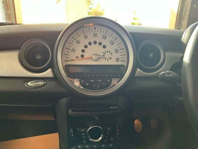 MINI Hatch 1.6 Cooper Hatchback 3dr Petrol Manual Euro 5 (s/s) (122 ps)