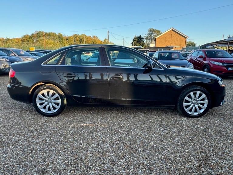 2009 Audi A4 2.0 TDI Executive SE Saloon 4dr Diesel Manual Euro 4 (143 ps) Saloon Diesel Manual