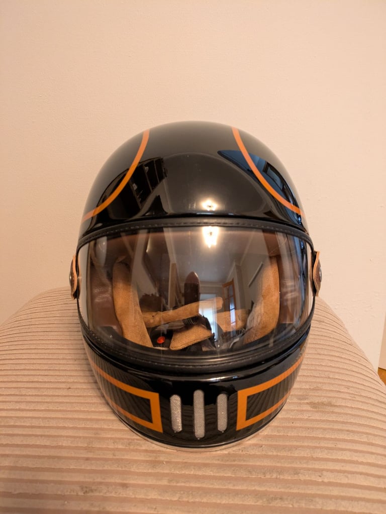 Retro Viper crash helmet 