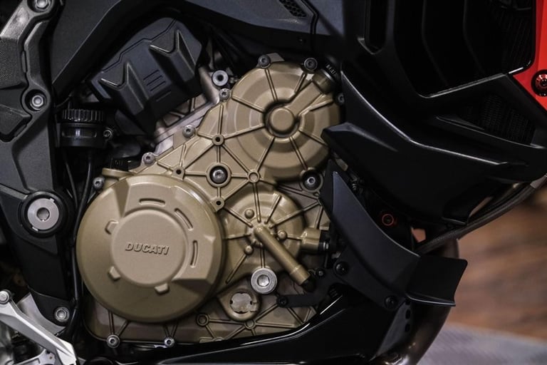 Ducati Multistrada V4 *The Ultimate Pikes Peak*