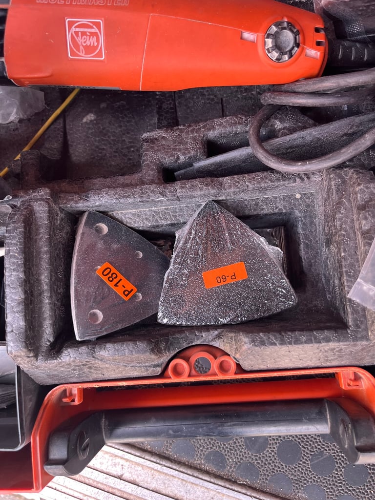 Fein multi tool 240v, great condition with hard case, spare blades and other accessories 