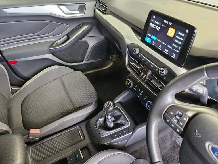 2019 Ford Focus 1.0T EcoBoost Zetec Hatchback 5dr Petrol Manual Euro 6 (s/s) (100 ps) Hatchback P...