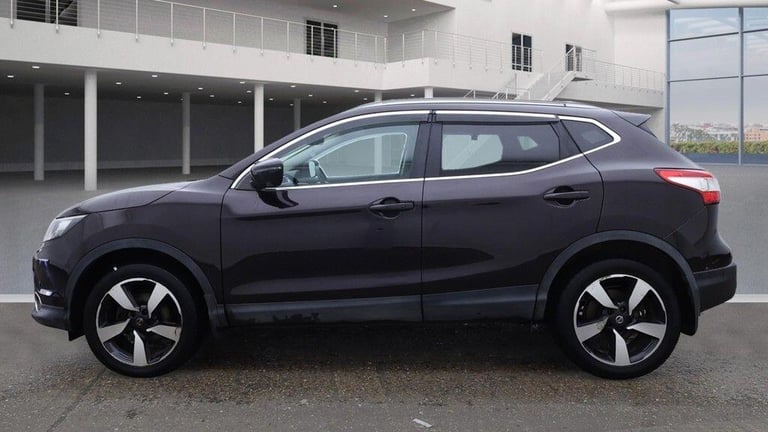 2015 Nissan Qashqai 1.6 dCi n-tec+ SUV 5dr Diesel XTRON 2WD Euro 6 (s/s) (130 ps) HATCHBACK Diese...
