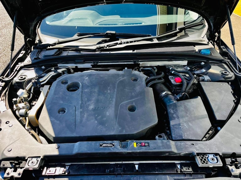 2021 Volvo V60 Cross Country 2.0 B4 MHEV Auto AWD Euro 6 (s/s) 5dr ESTATE Diesel/Electric Hybrid ...